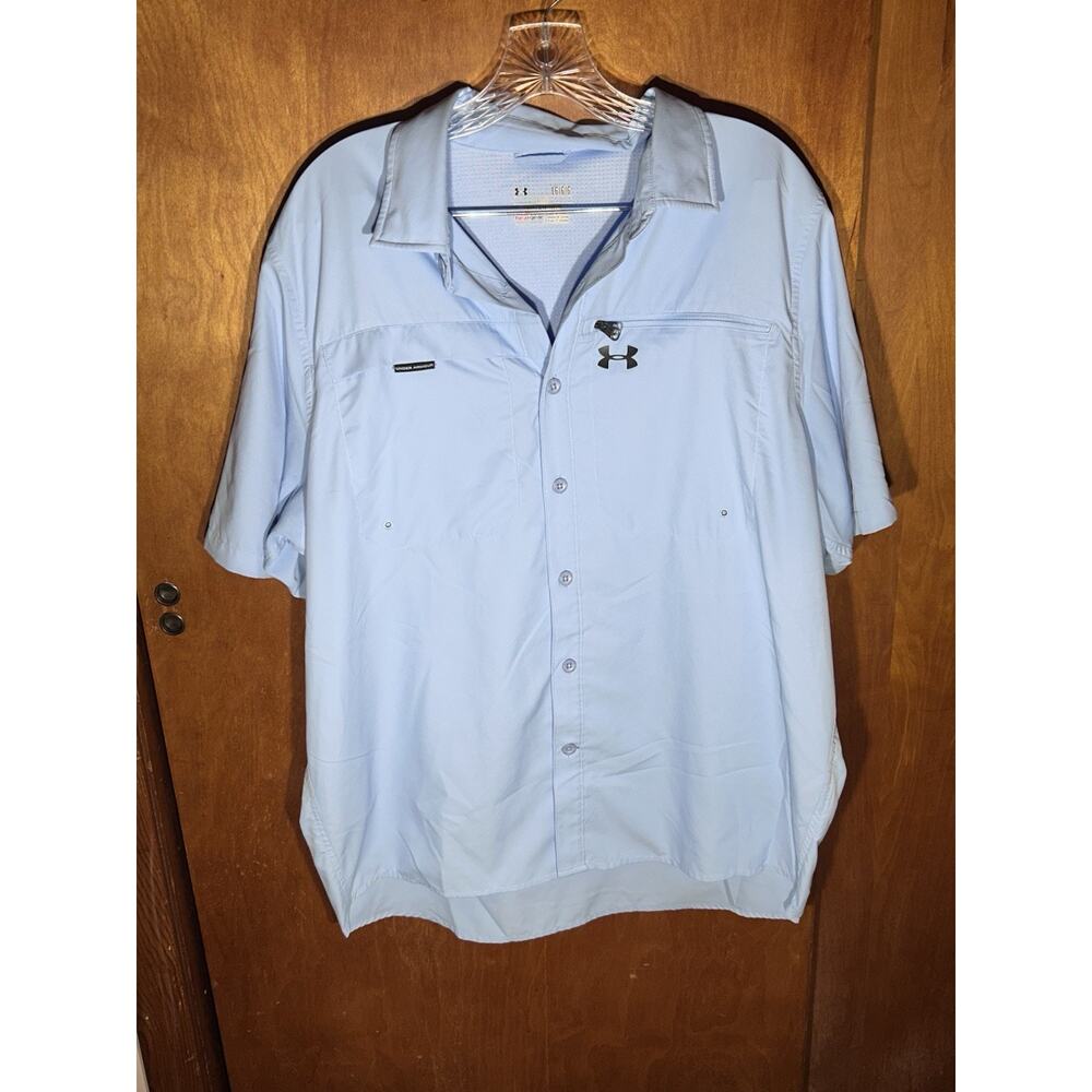 Under Armour Short Sleeve Heat Gear Button Down Causal Shirt - Large Light Blue